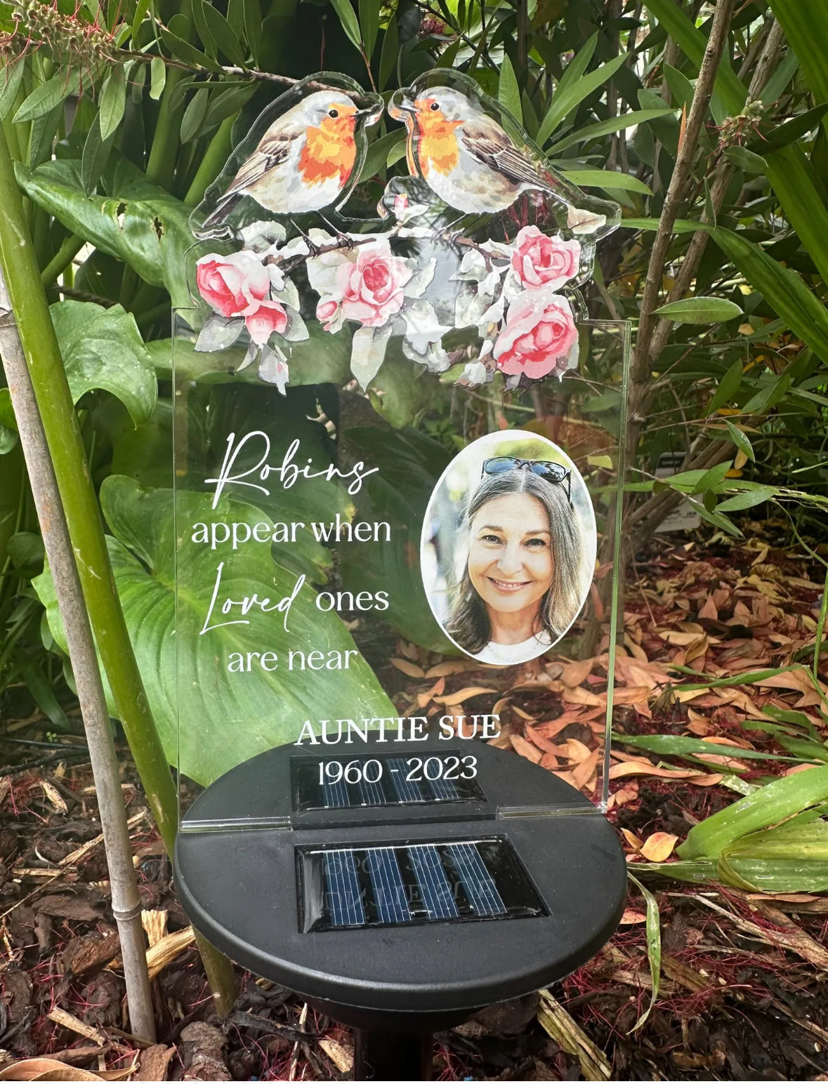 Personalised Robins Appear When Loved Ones Are Near UV Printed Memorial Garden Solar Light LED Stake